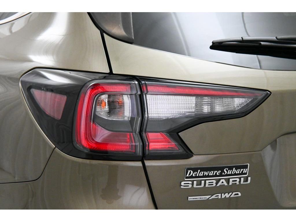 Used 2021 Subaru Outback Limited XT image 24