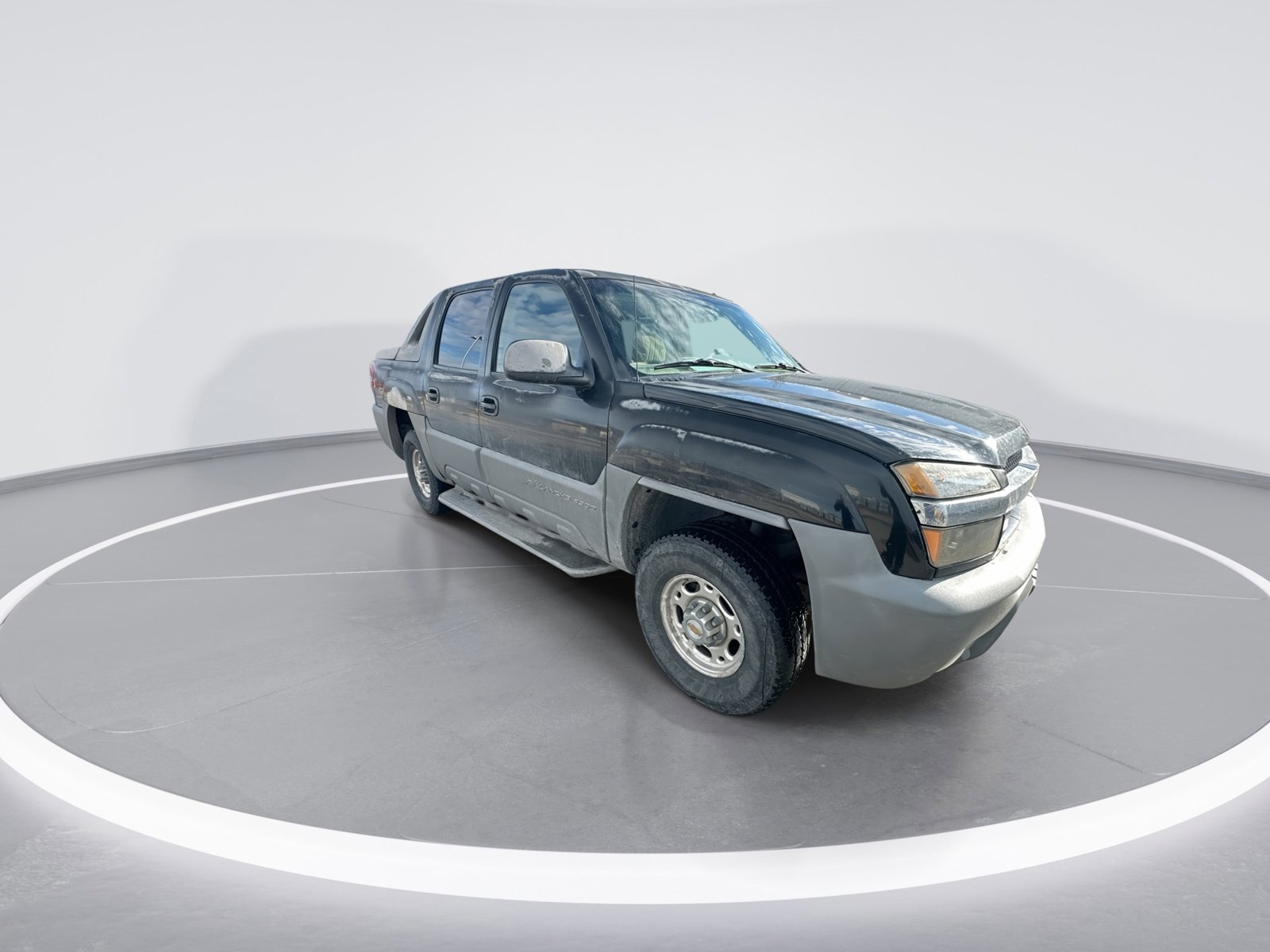 Used 2002 Chevrolet Avalanche 2500 w/ Convenience Pkg image 2
