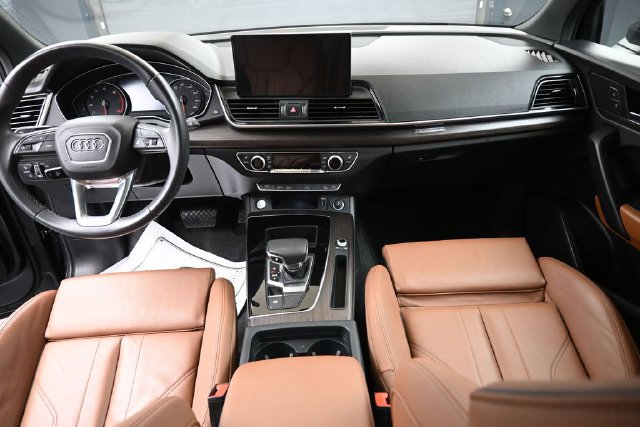 Used 2024 Audi Q5 2.0T Premium w/ Convenience Package AWD/4WD image 18