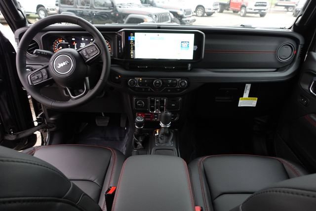 New 2026 Jeep Wrangler Unlimited Rubicon w/ Technology Group image 27