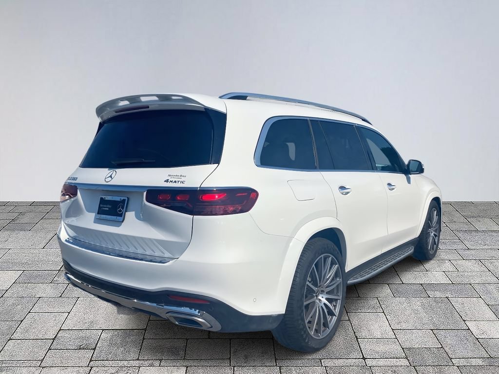 Used 2025 Mercedes-Benz GLS 580 4MATIC image 7