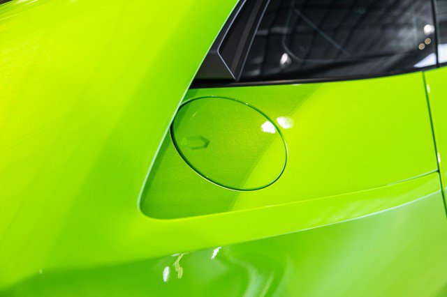 Used 2022 Lamborghini Huracan EVO RWD image 20