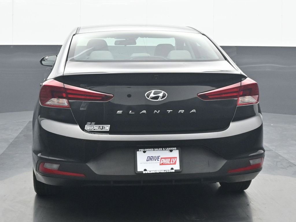 Used 2020 Hyundai Elantra SE w/ Cargo Package (C1) image 5