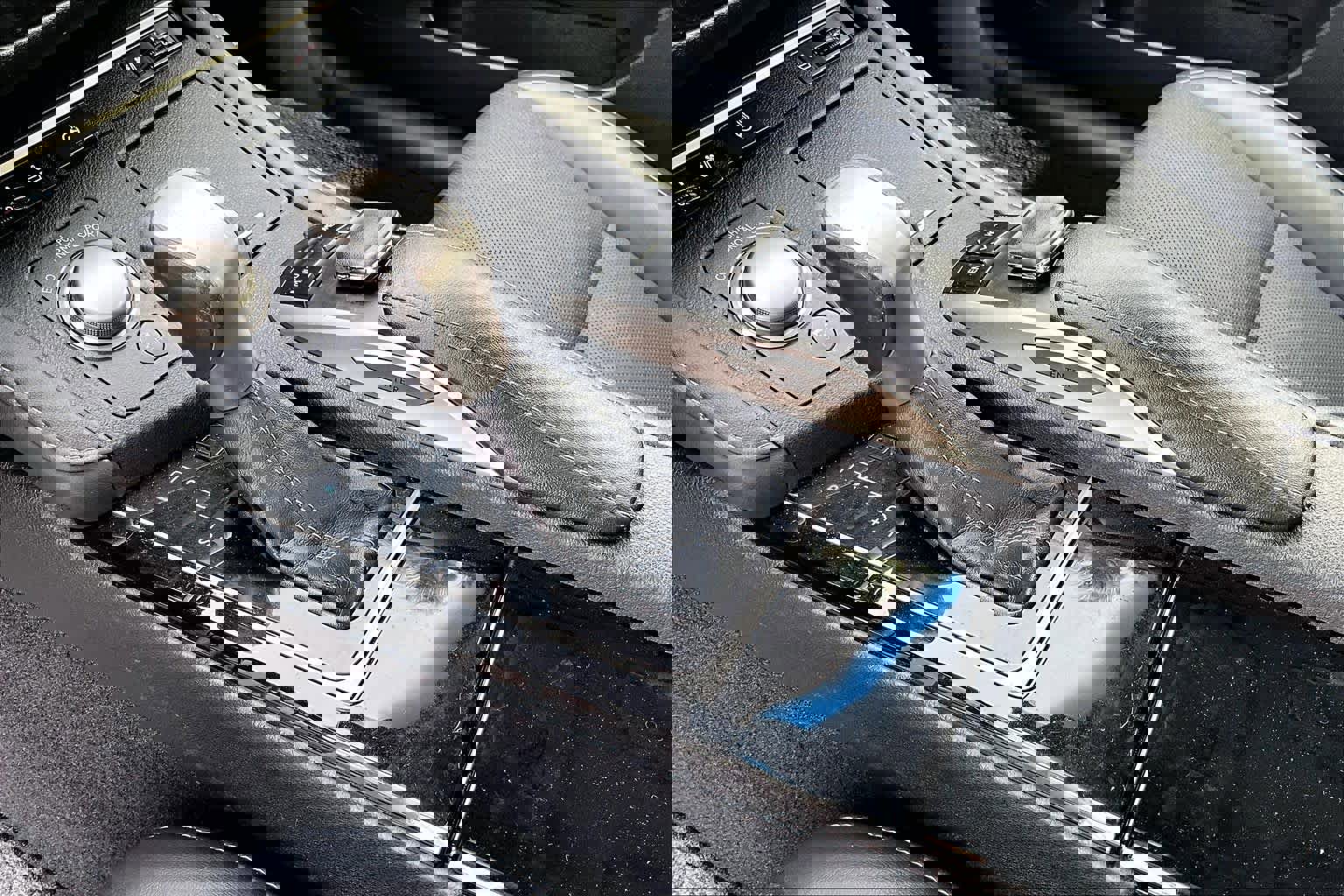 Used 2016 Lexus ES 350 w/ Navigation System Package image 15