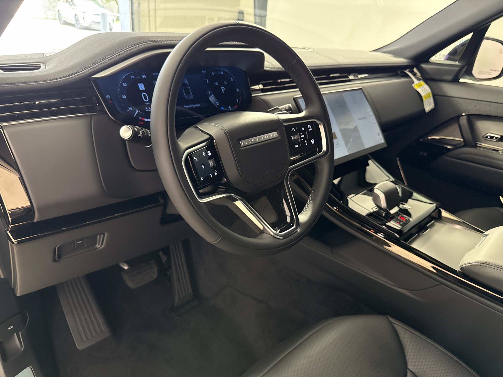 New 2026 Land Rover Range Rover Sport SE AWD/4WD image 23