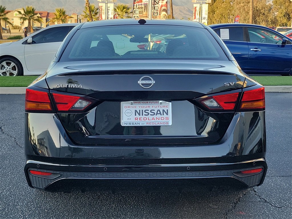 Used 2024 Nissan Altima 2.5 SV image 30