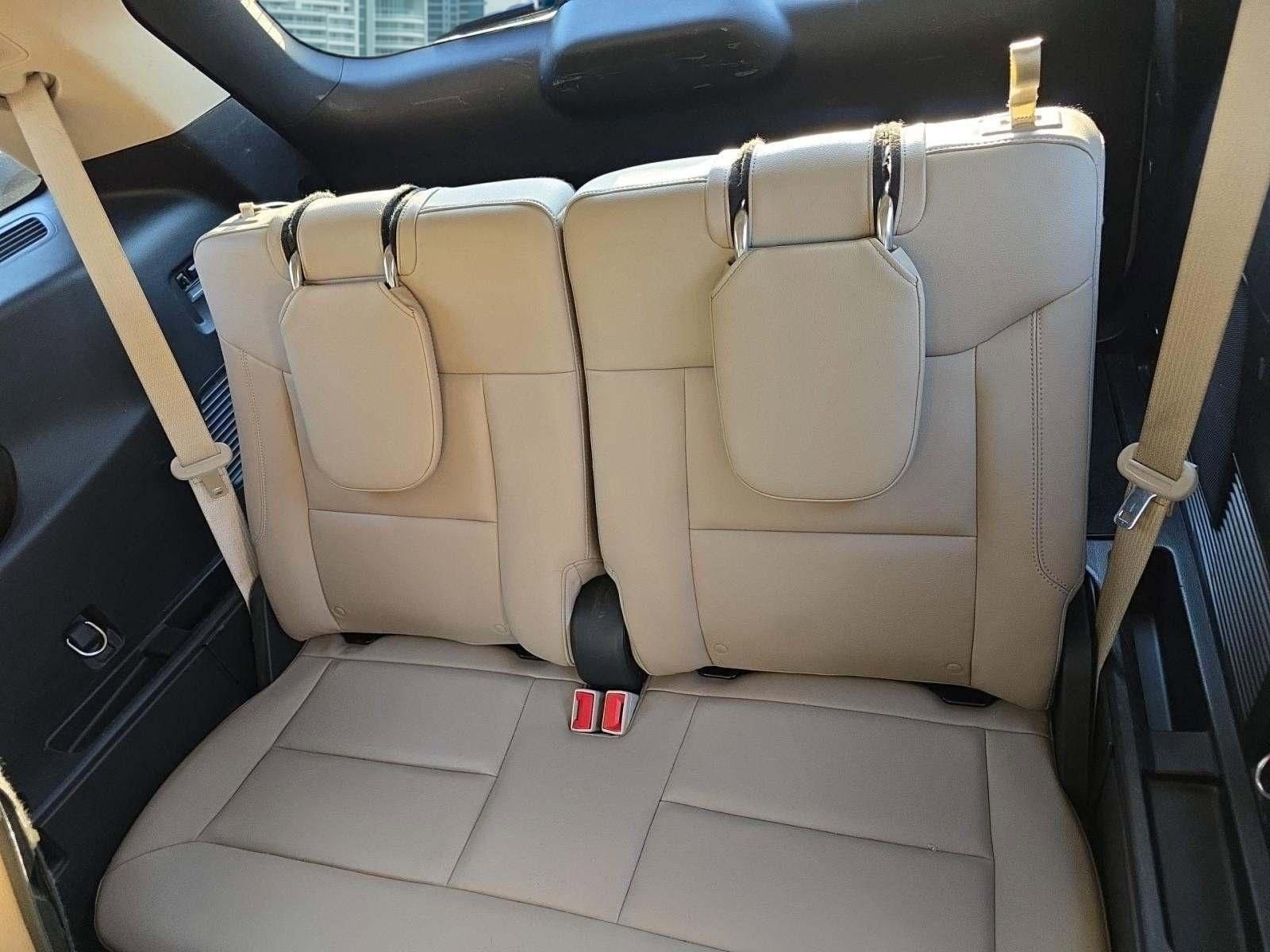 Used 2020 Ford Explorer Limited image 18