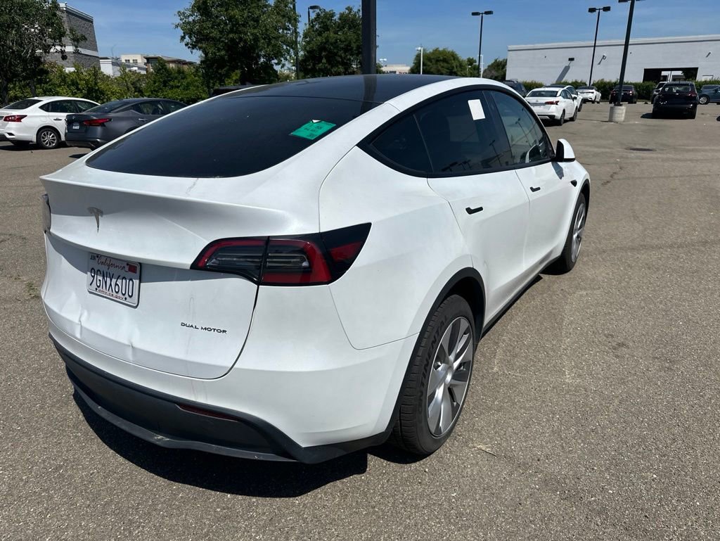 Used 2023 Tesla Model Y Long Range AWD/4WD image 6