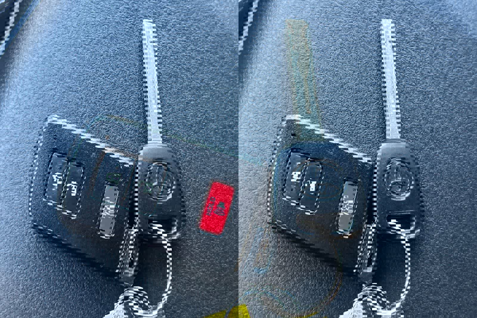 Used 2020 Toyota Tacoma TRD Off-Road w/ Technology Package image 27