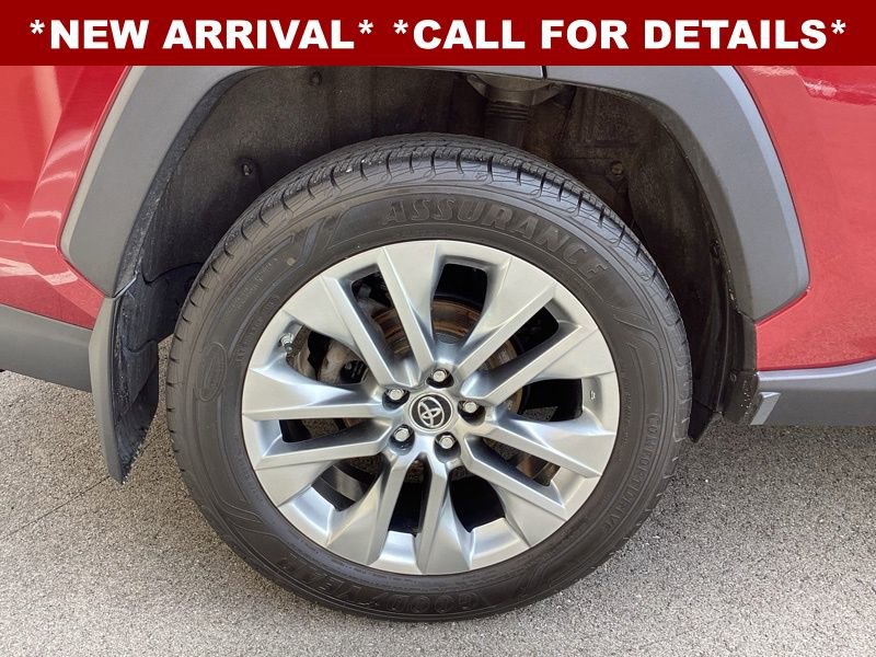 Used 2019 Toyota RAV4 Limited w/ All Weather Liner Package image 11