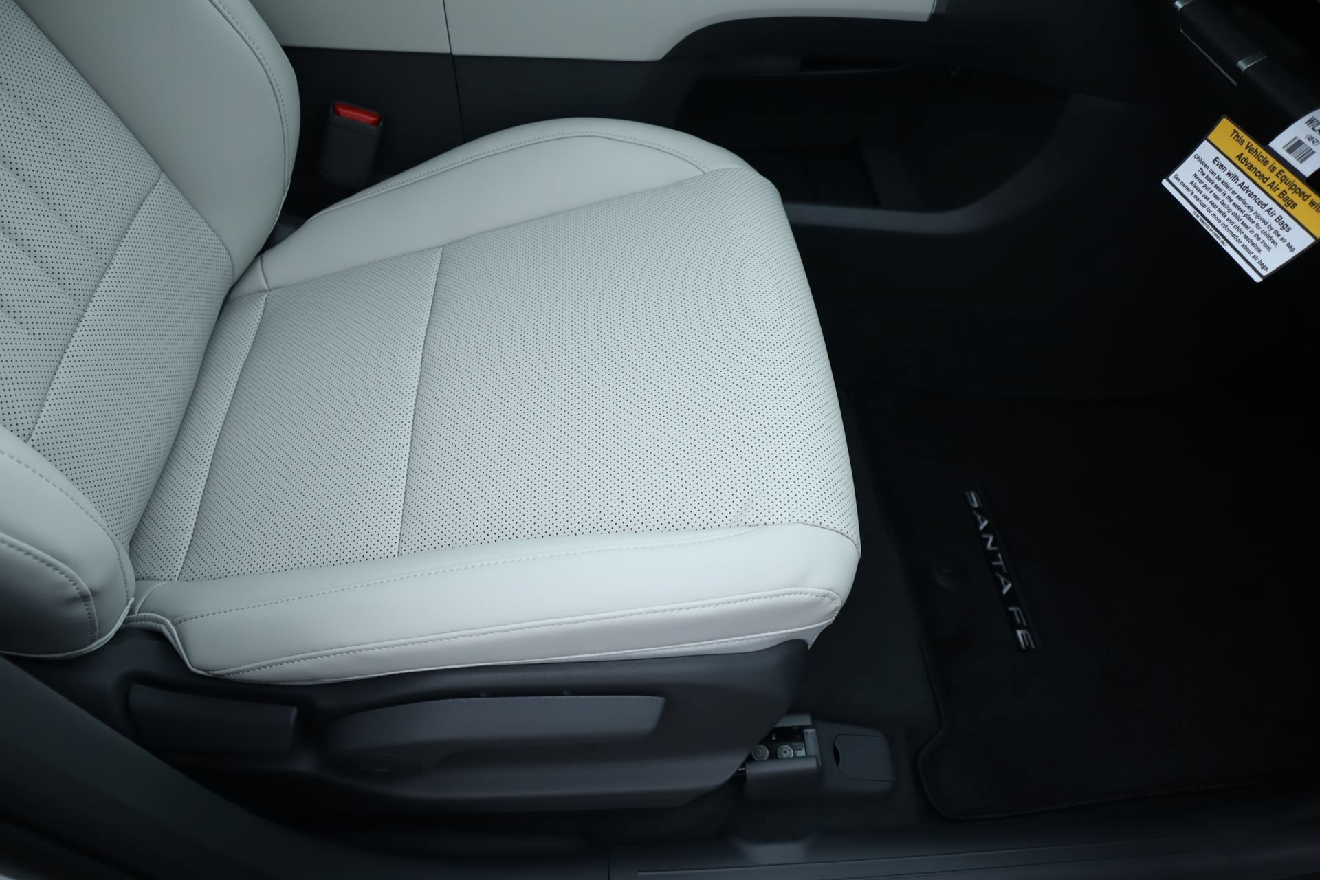 New 2027 Hyundai Santa Fe SEL FWD image 19