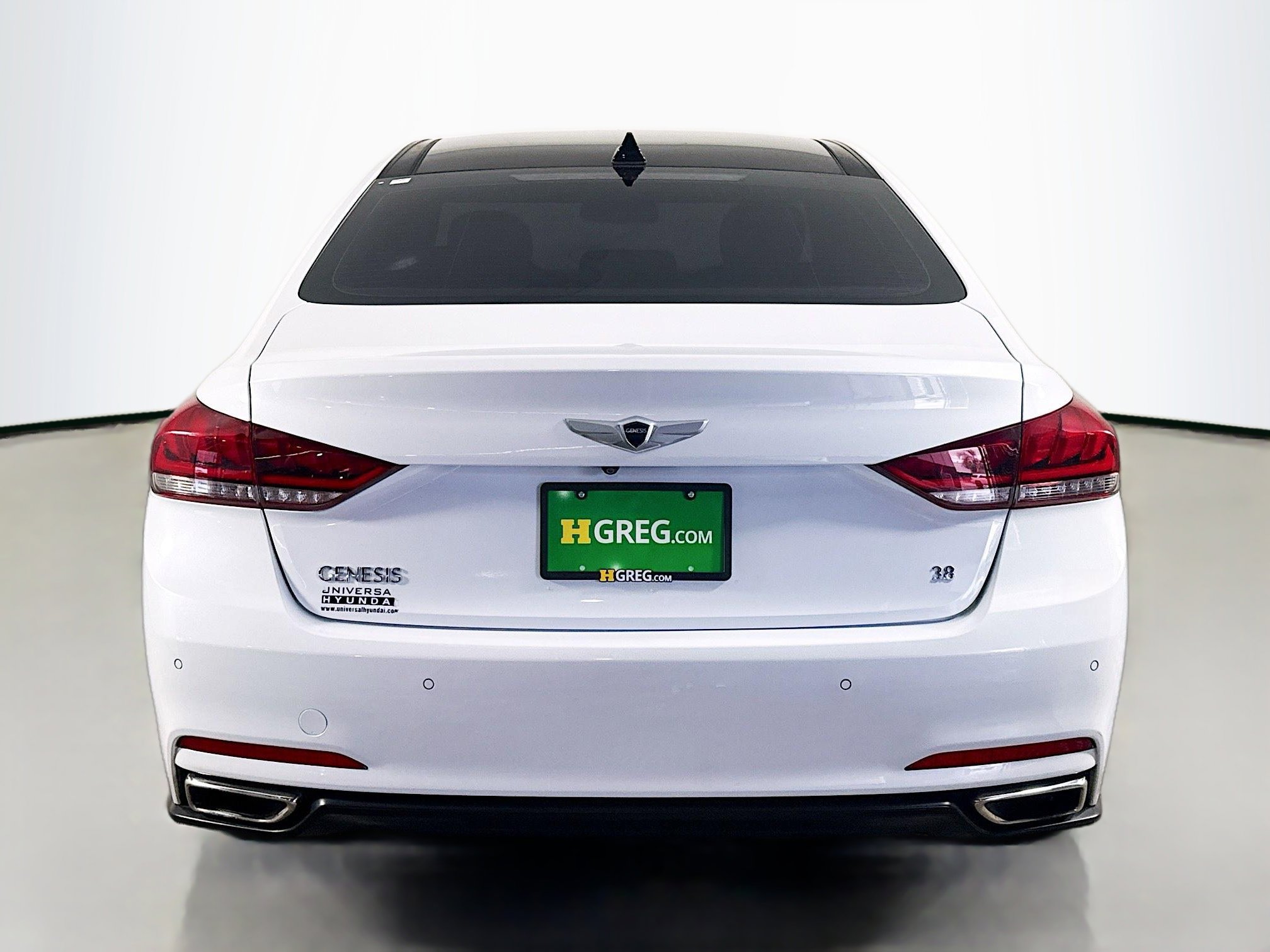 Used 2016 Hyundai Genesis 3.8 w/ Option Group 02 RWD image 8