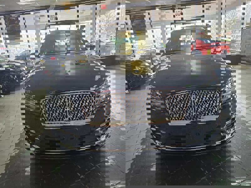 Used 2020 Lincoln MKZ Reserve w/ Luxury Package image 2