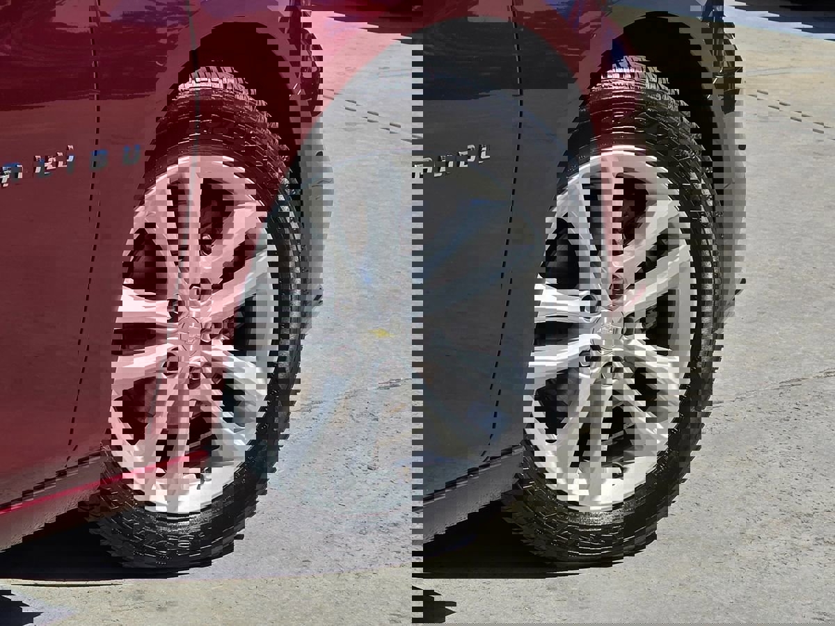 Used 2016 Chevrolet Malibu LT w/ Driver Confidence Package image 13