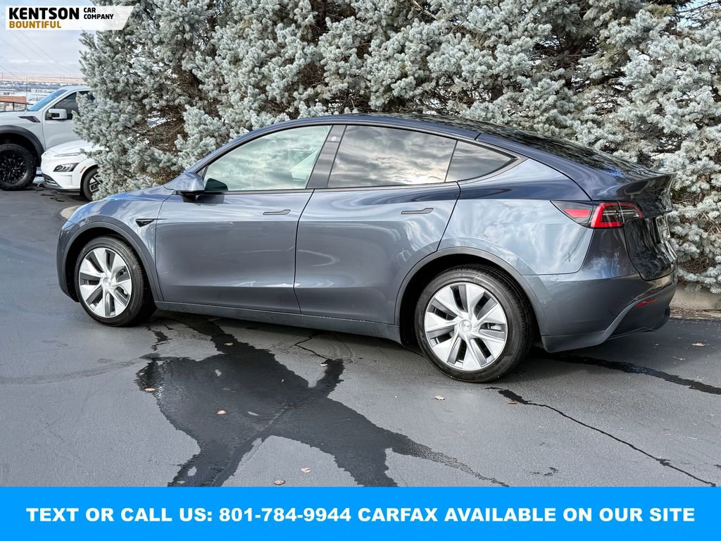 Used 2021 Tesla Model Y Long Range image 5