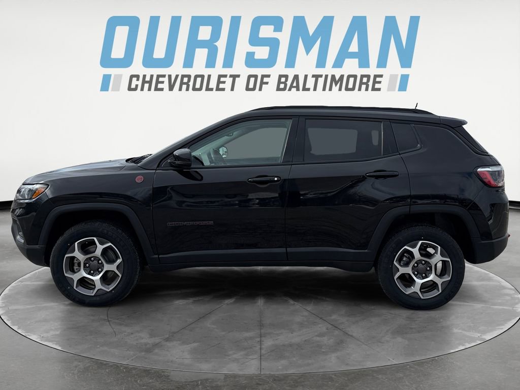 Used 2022 Jeep Compass Trailhawk w/ Sun and Sound Group image 3