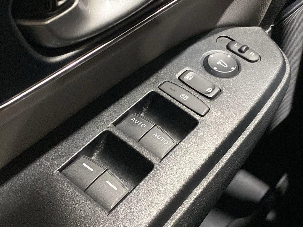 Used 2022 Honda CR-V EX-L image 9