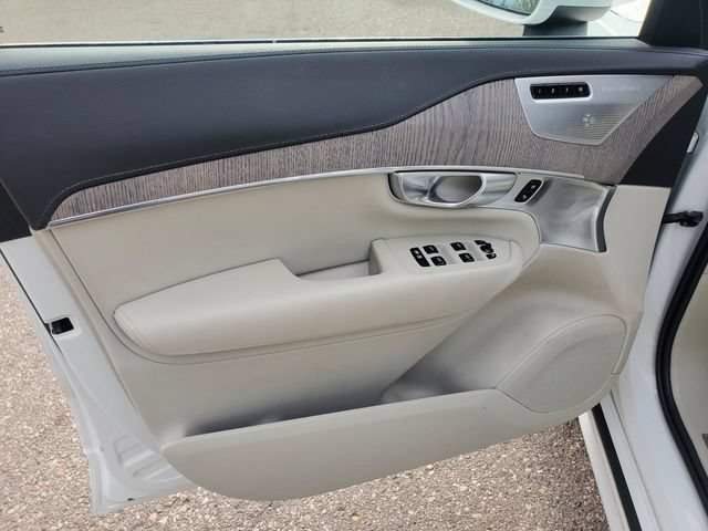 Certified 2024 Volvo XC90 T8 Ultimate w/ Protection Package Premier AWD/4WD image 10