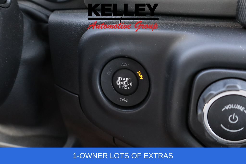 Used 2021 Jeep Wrangler Sport AWD/4WD image 19