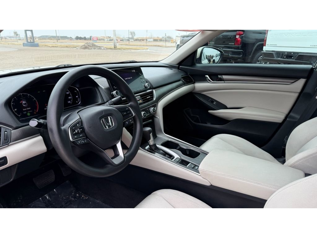 Used 2018 Honda Accord LX image 8