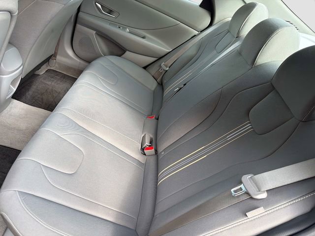 Certified 2025 Hyundai Elantra Sport FWD image 15