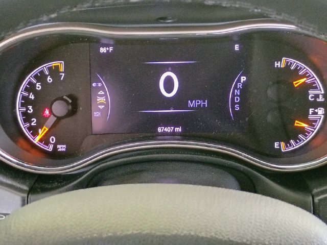 Used 2015 Jeep Grand Cherokee Laredo w/ Quick Order Package 23E RWD image 37
