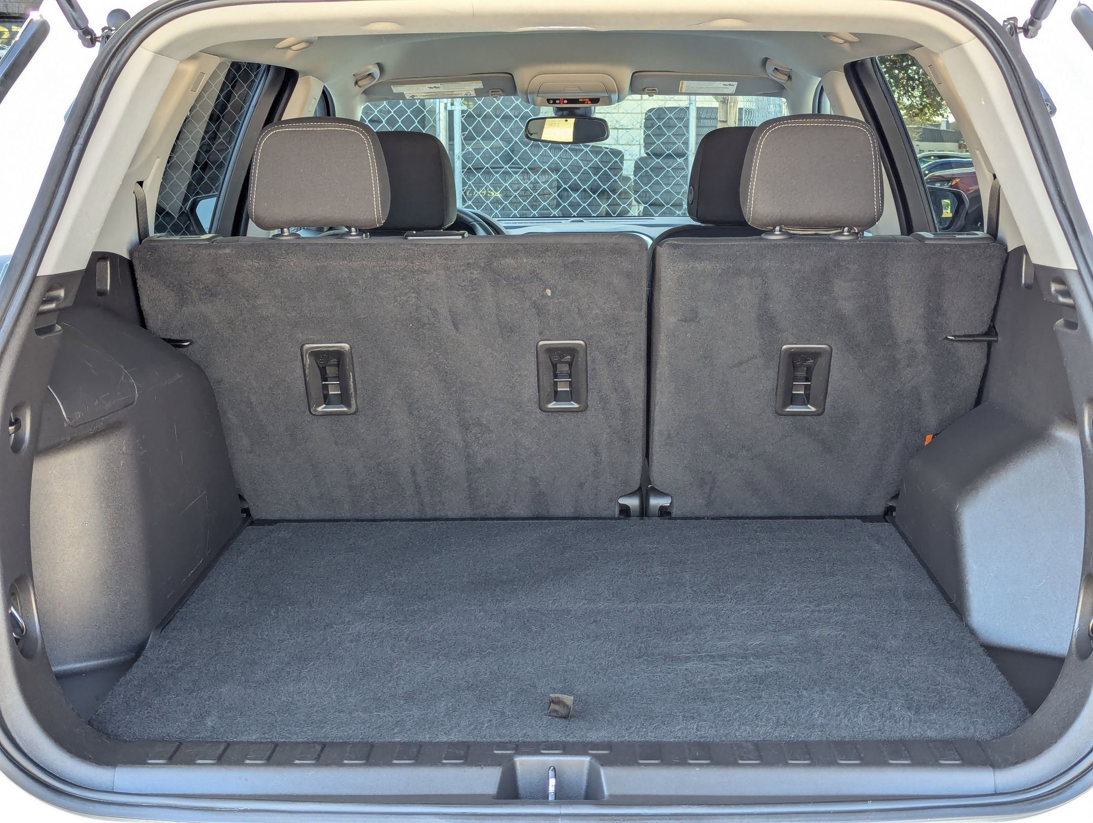 Used 2024 GMC Terrain SLE image 22