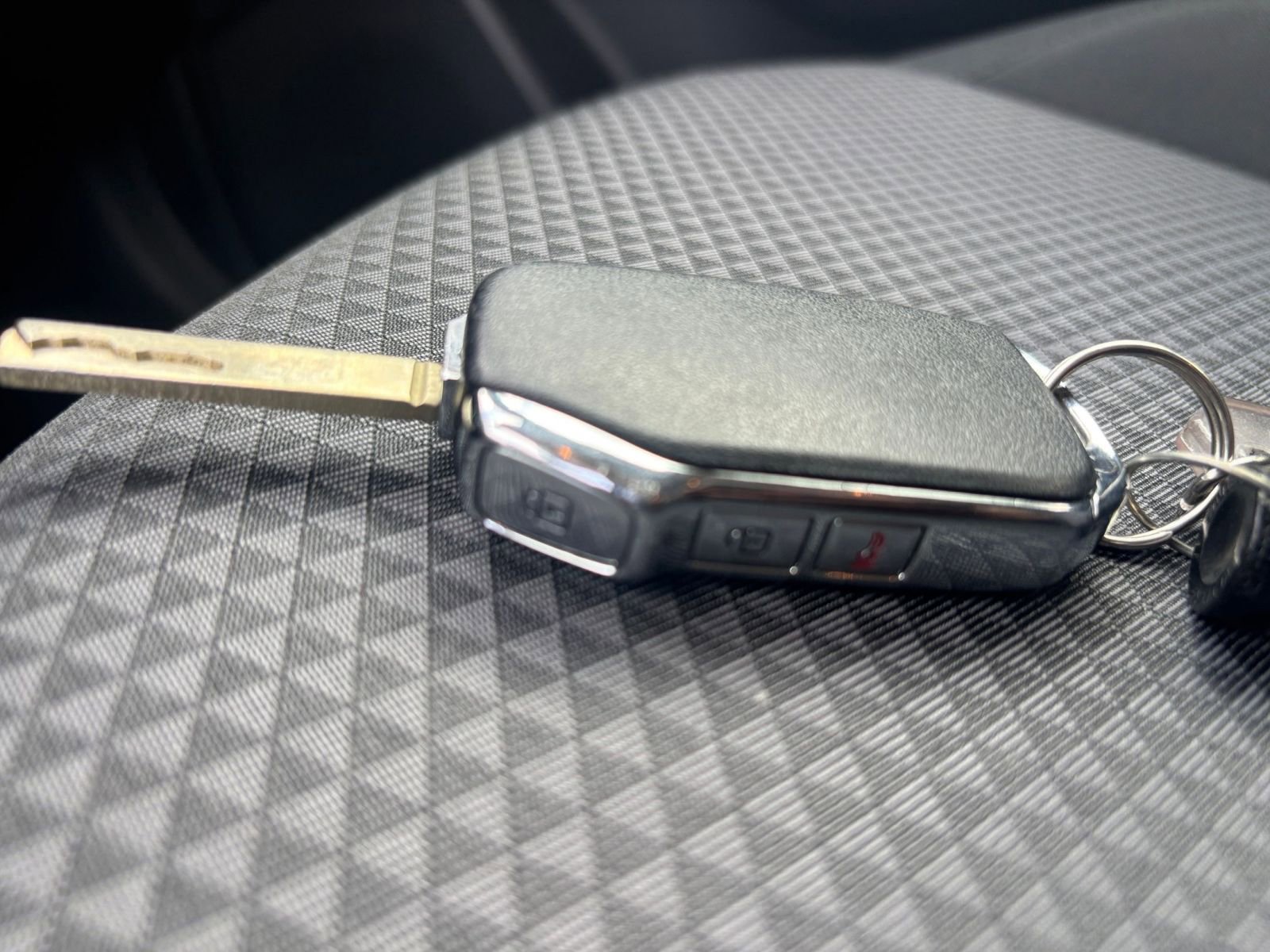 Used 2025 Kia Soul LX w/ LX Technology Package FWD image 21