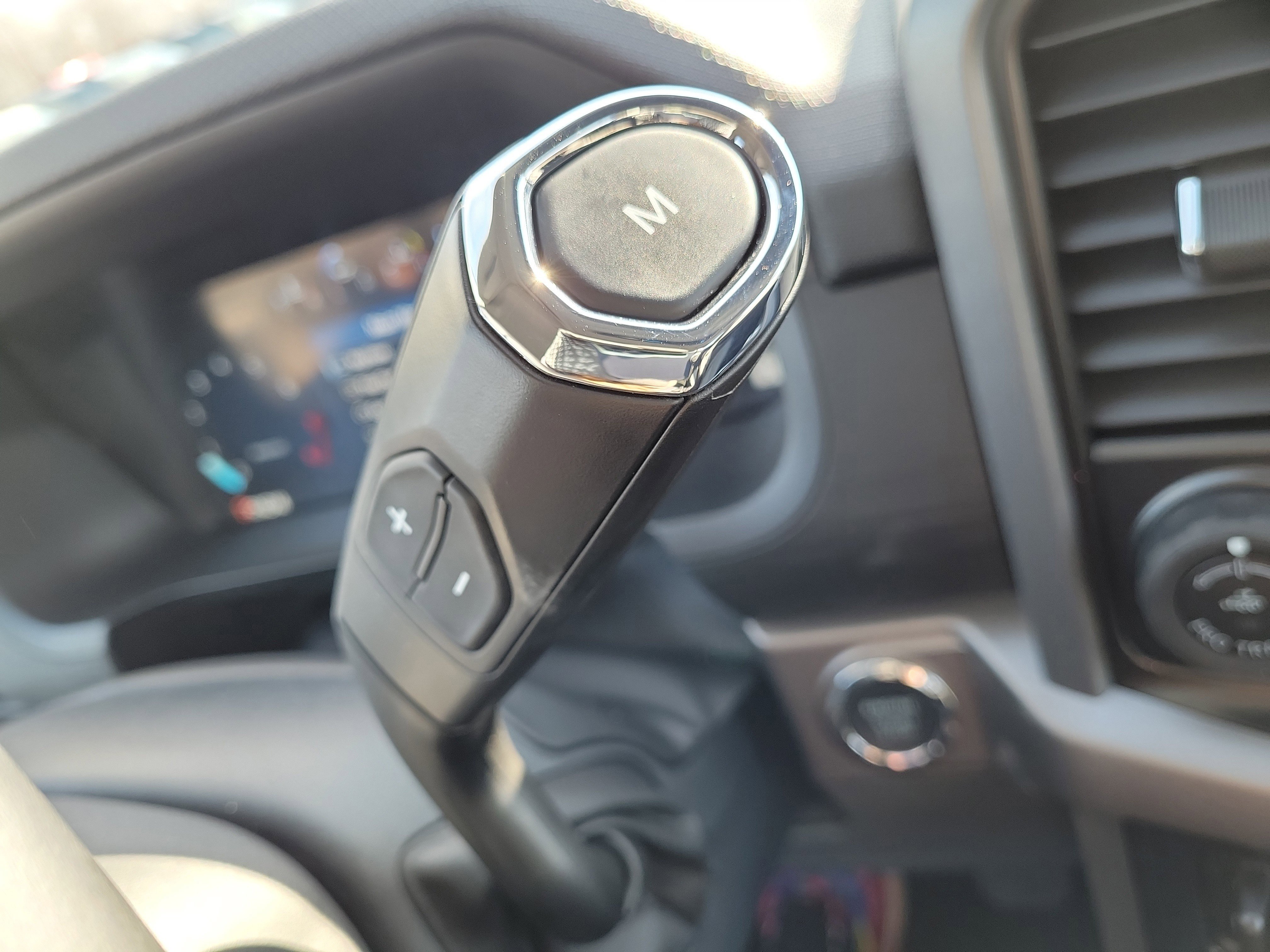 New 2026 Ford F150 XLT w/ Equipment Group 302A MID image 31