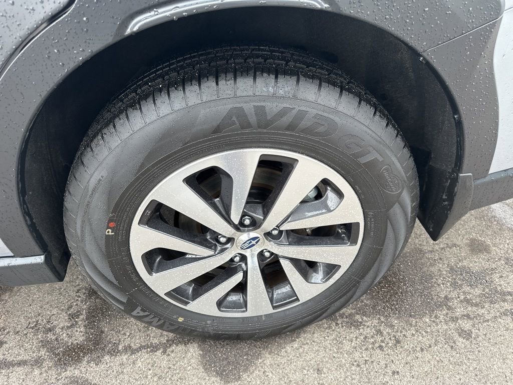Certified 2025 Subaru Outback Premium image 34