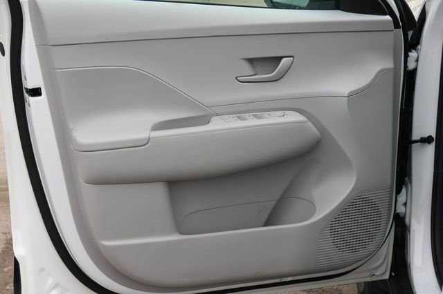 New 2026 Hyundai Kona SEL Sport FWD image 9