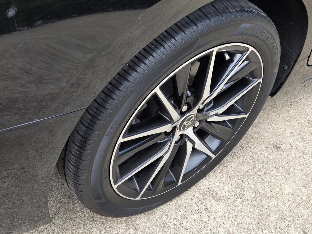 Used 2023 Toyota Camry SE FWD image 7