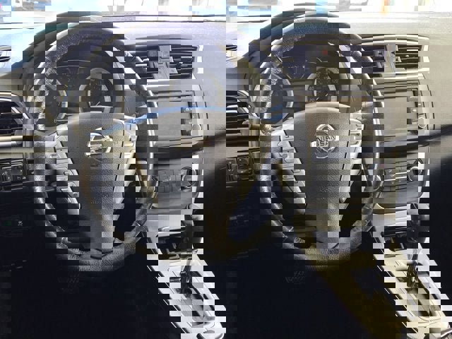 Used 2015 Nissan Sentra SR w/ Navigation Package image 15