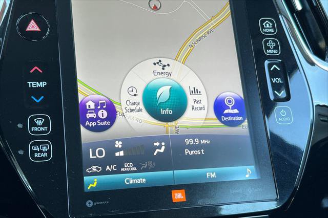 Certified 2018 Toyota Prius Prime Advanced FWD image 23