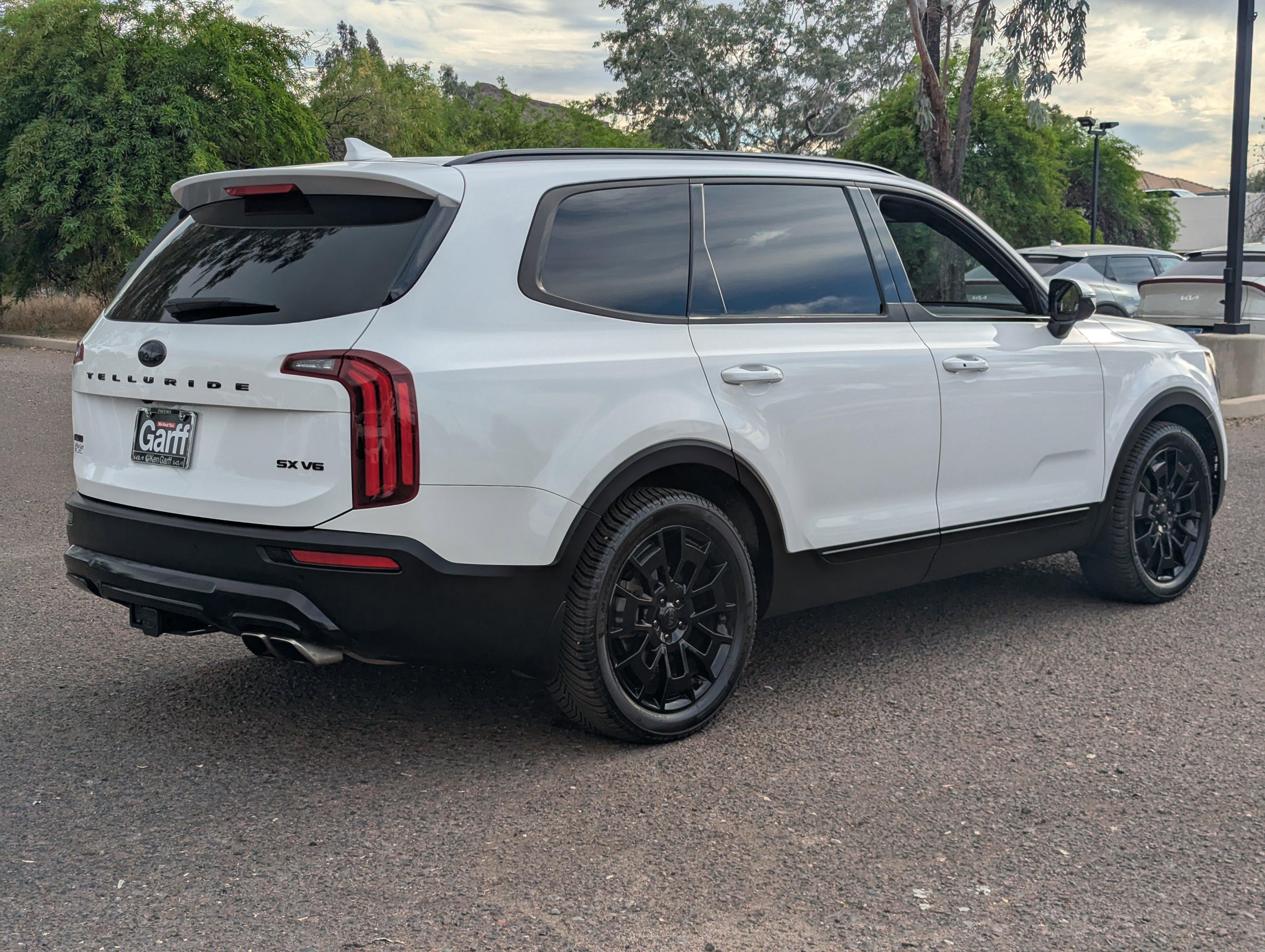 Certified 2021 Kia Telluride SX w/ SX Prestige Package image 3