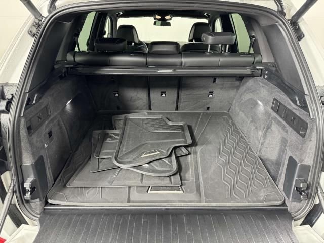 Used 2025 BMW X5 xDrive40i w/ Climate Comfort Package image 14