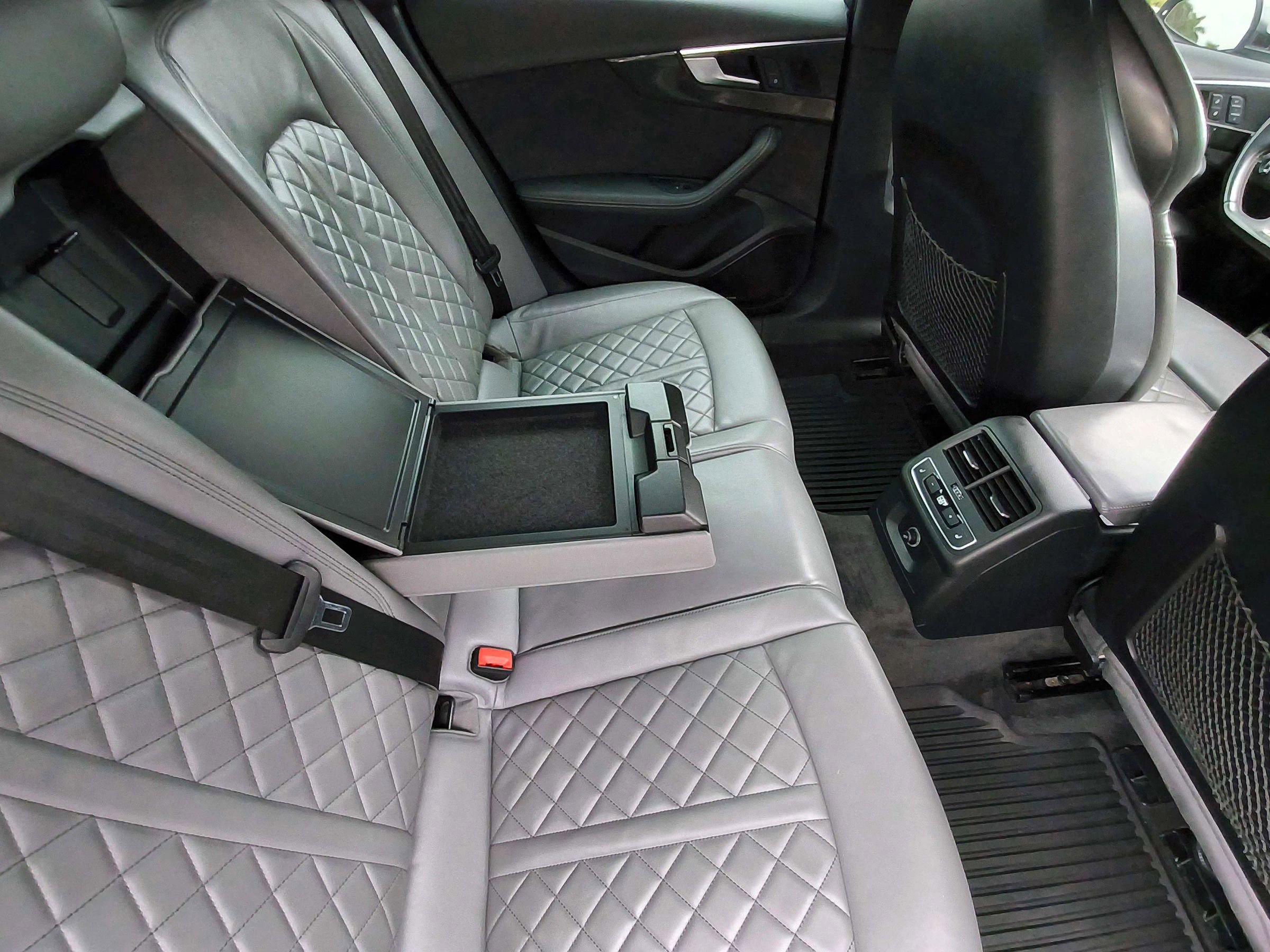 Used 2018 Audi S4 Premium Plus w/ Navigation Package image 32