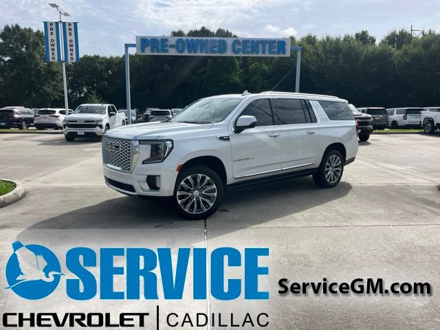 Used 2021 GMC Yukon XL Denali w/ Denali Ultimate Package AWD/4WD image 1