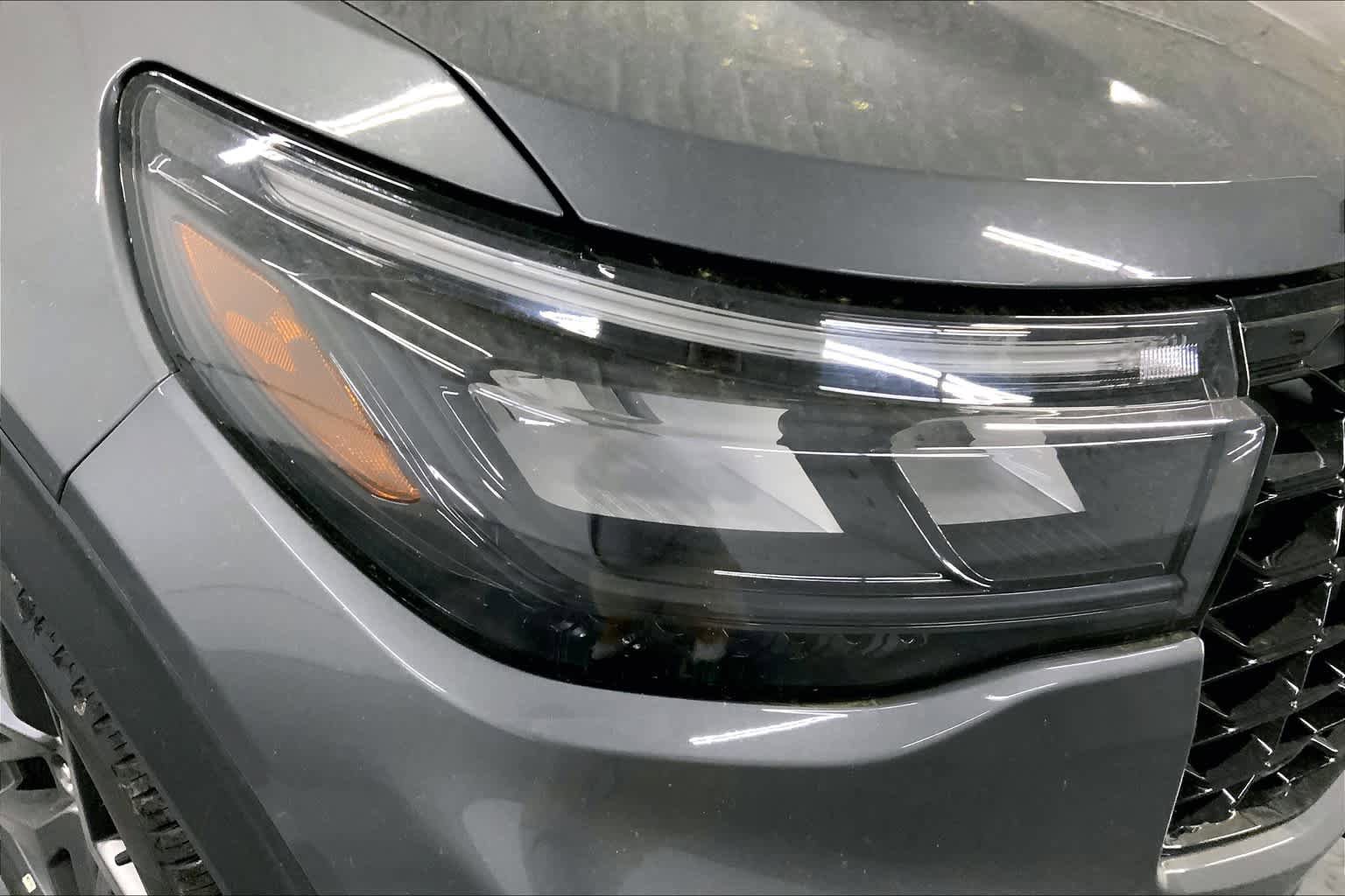 Used 2025 Ford Explorer ST w/ Sun And Sound Package AWD/4WD image 14