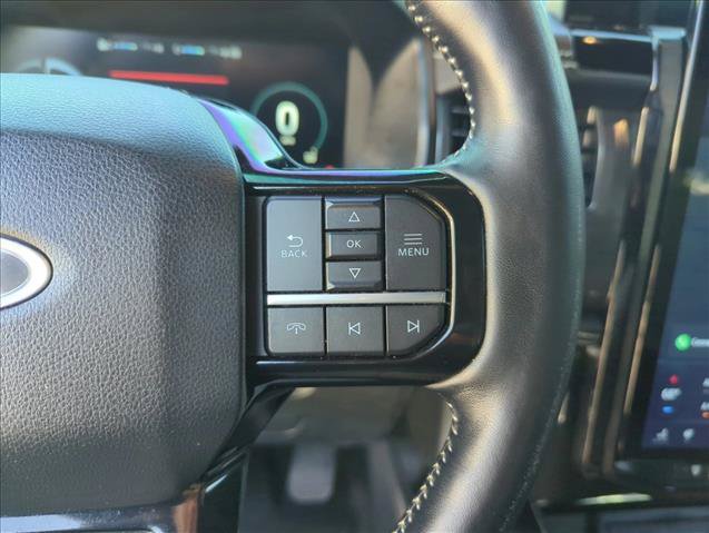Used 2022 Ford F150 Lightning Platinum AWD/4WD image 17