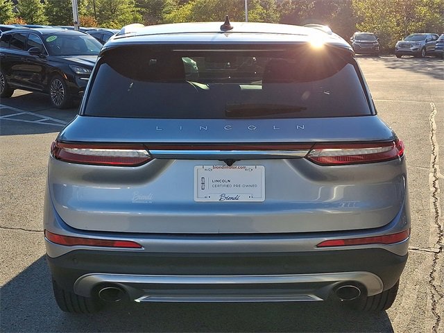 Used 2022 Lincoln Corsair Standard w/ Equipment Group 101A image 6