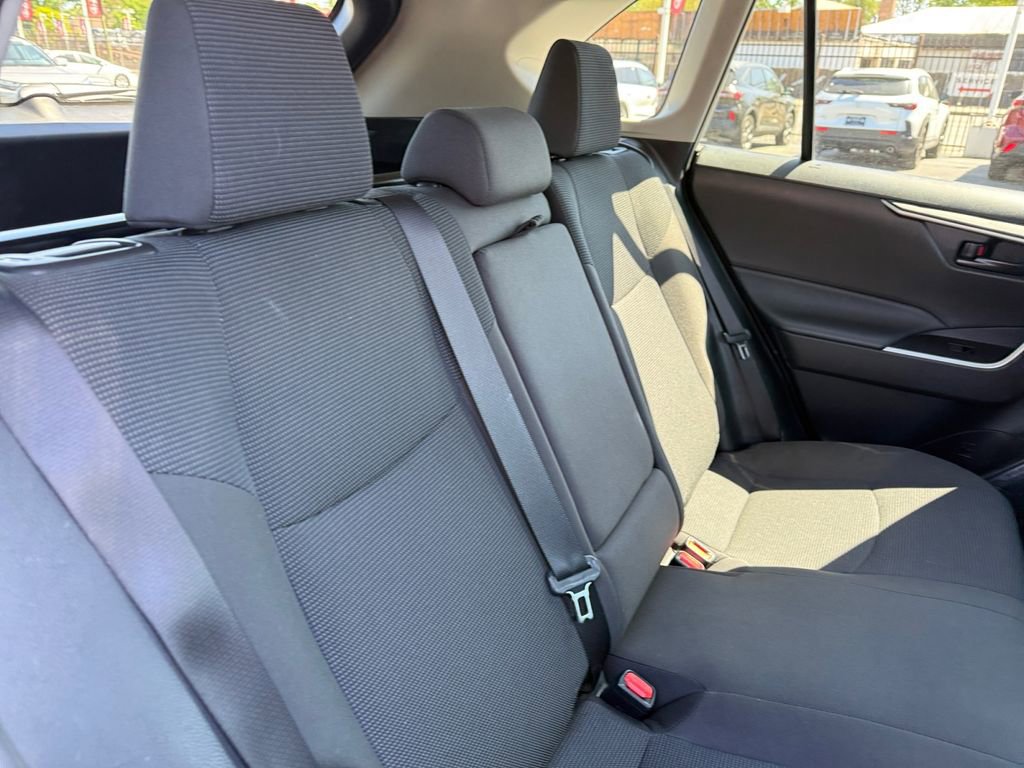 Certified 2024 Toyota RAV4 LE AWD/4WD image 22
