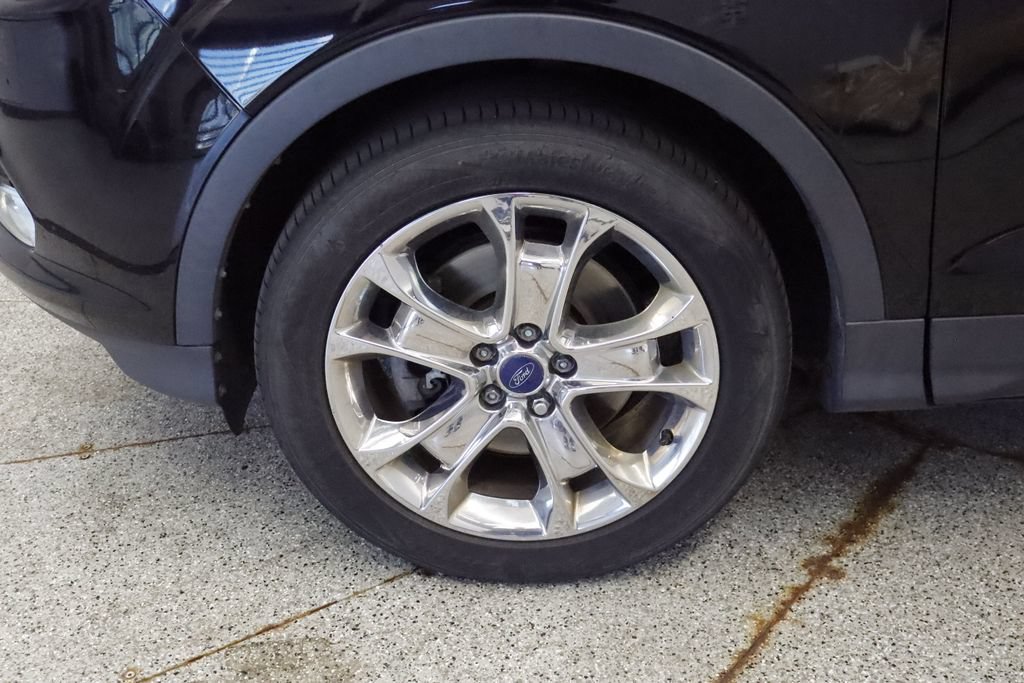 Used 2016 Ford Escape SE w/ SE Leather Comfort Package AWD/4WD image 9