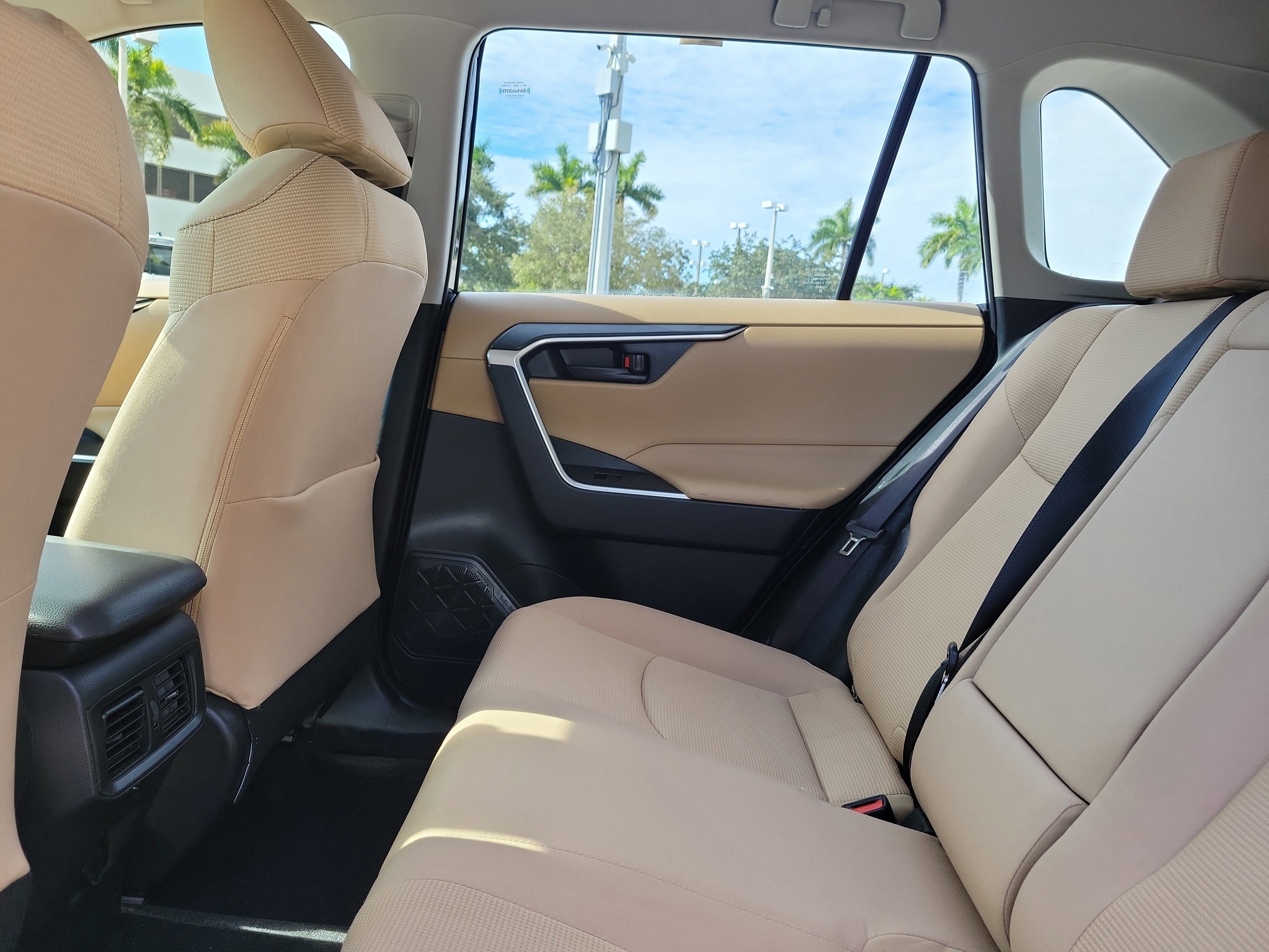 Used 2023 Toyota RAV4 LE image 14