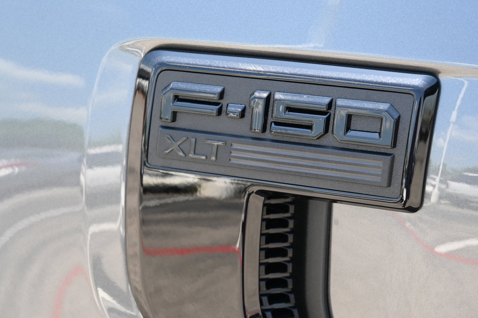 New 2026 Ford F150 XLT w/ Equipment Group 302A MID RWD image 13