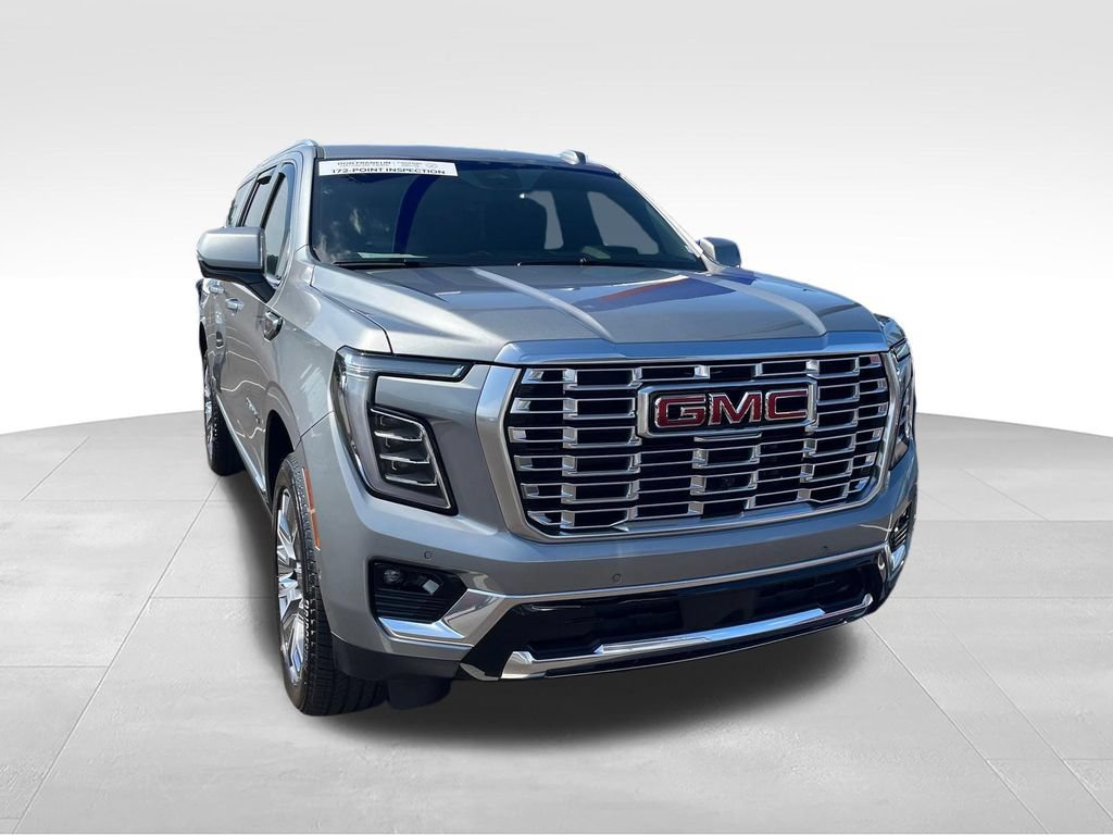 Used 2025 GMC Yukon XL Denali w/ Sun & Power Step Package AWD/4WD image 8