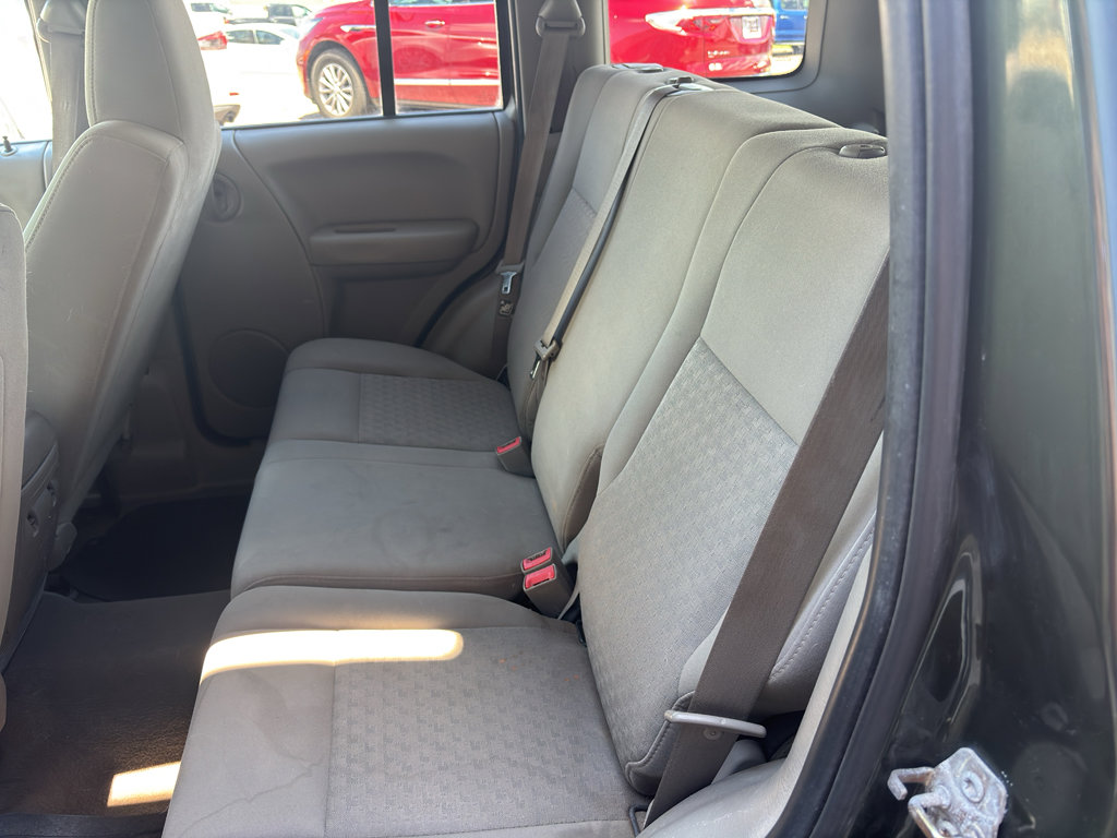 Used 2007 Jeep Liberty Sport AWD/4WD image 12