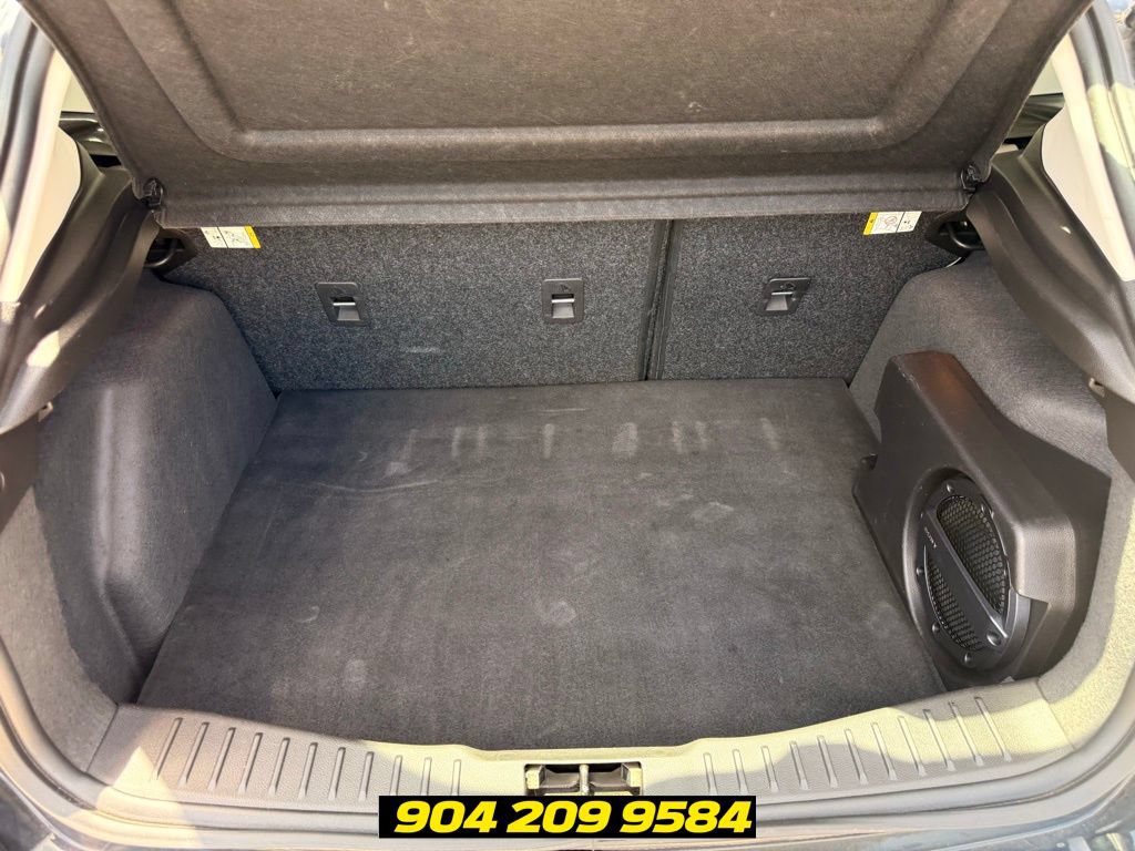 Used 2017 Ford Focus Titanium FWD image 28