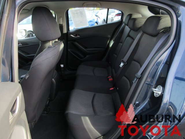 Used 2015 MAZDA MAZDA3 i Touring image 20