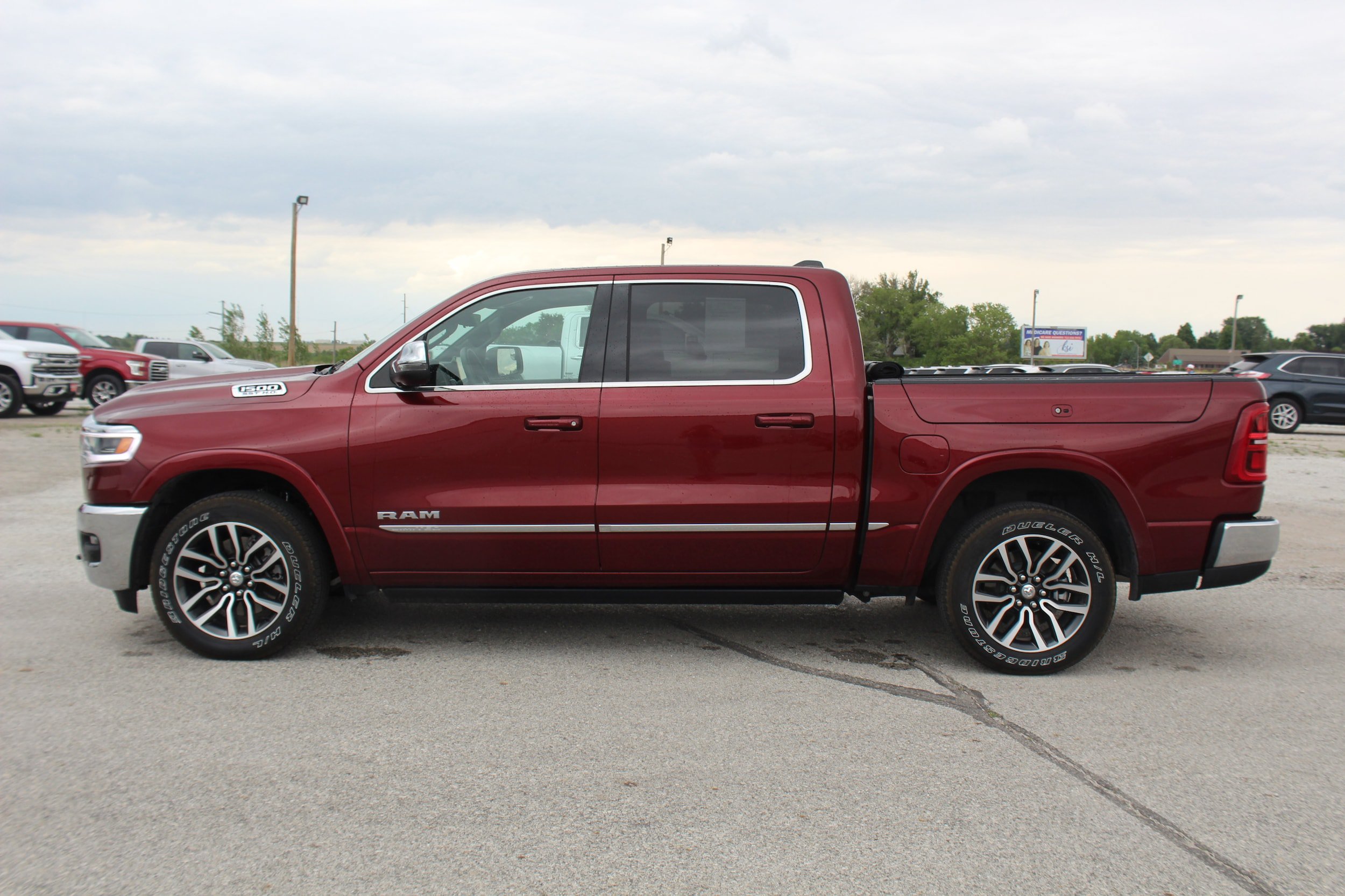 Used 2025 RAM 1500 Limited AWD/4WD image 8